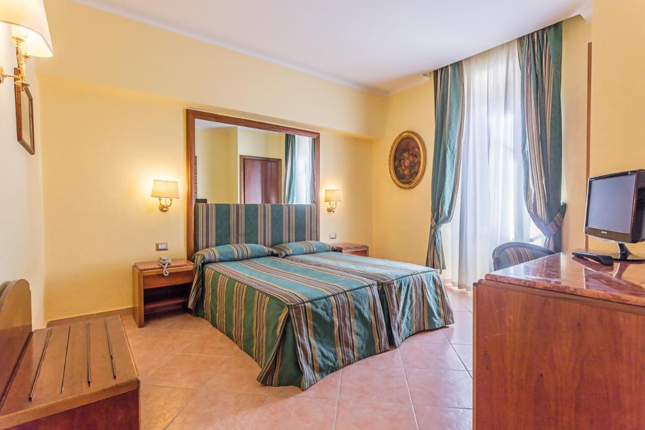 Raeli Hotel Noto Rome Exterior photo