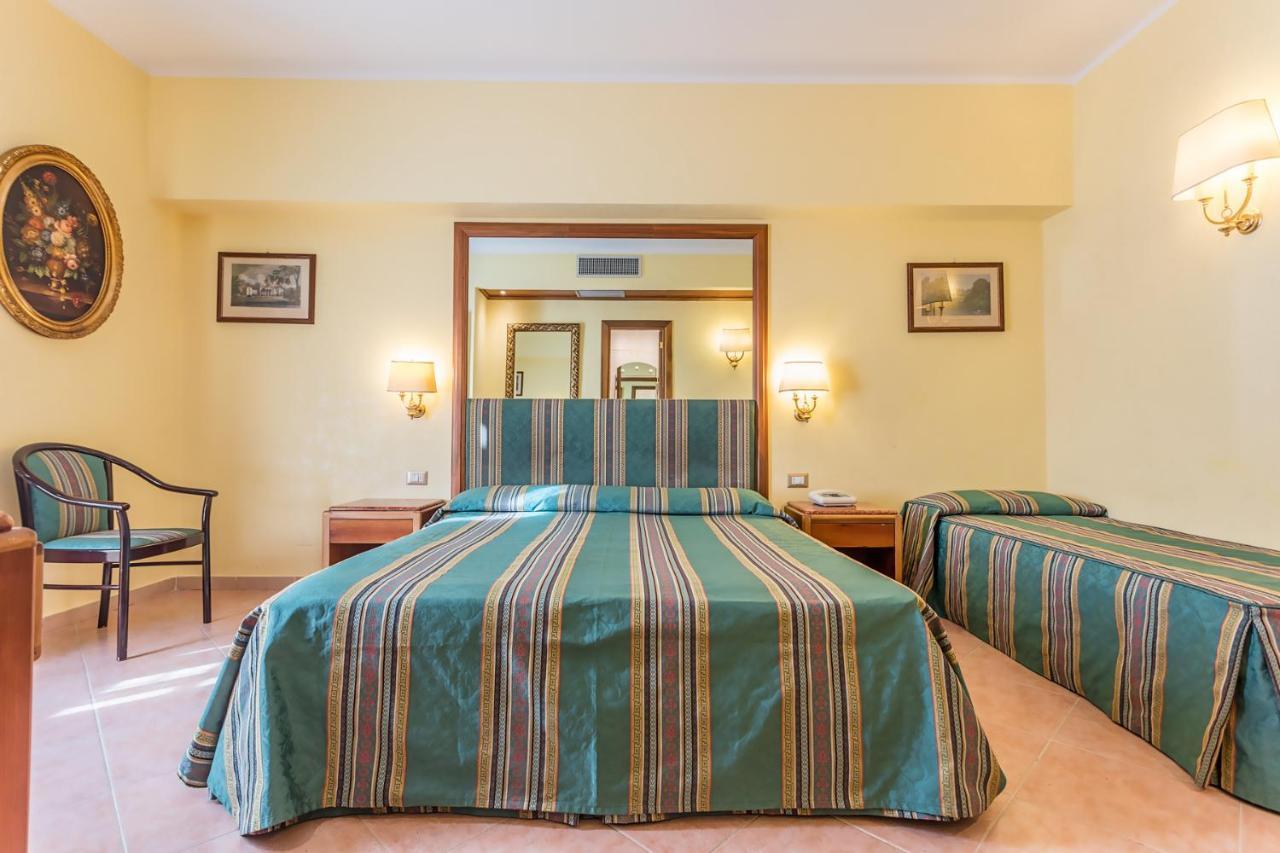 Raeli Hotel Noto Rome Exterior photo